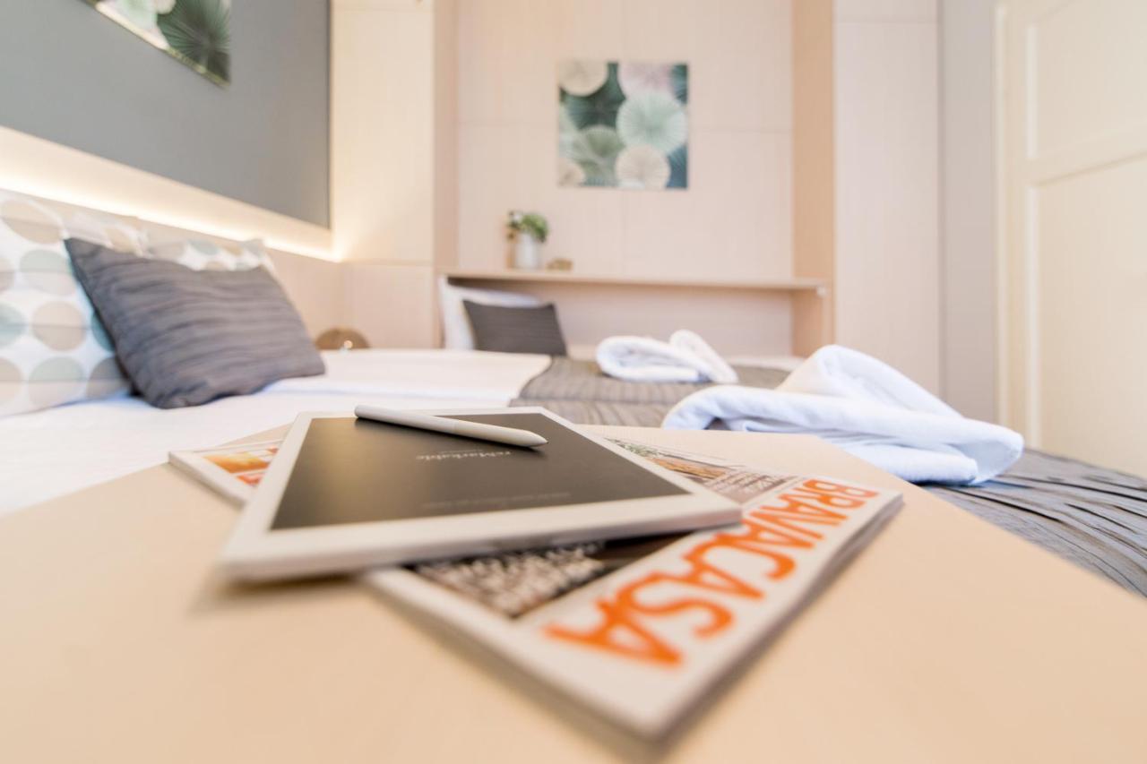 Apartment 5 *